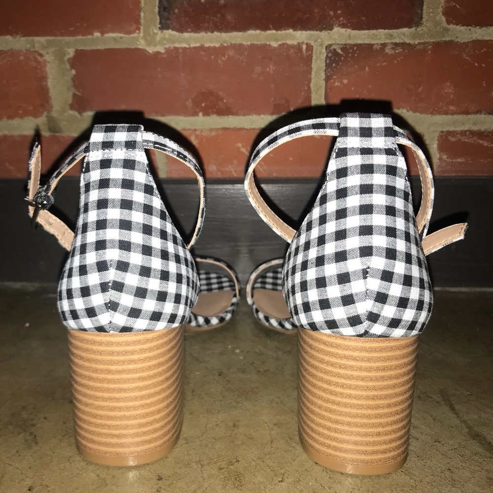 Call it Spring Block heels - Picture 3 of 4